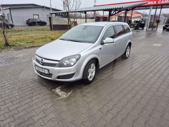Opel Astra (1)