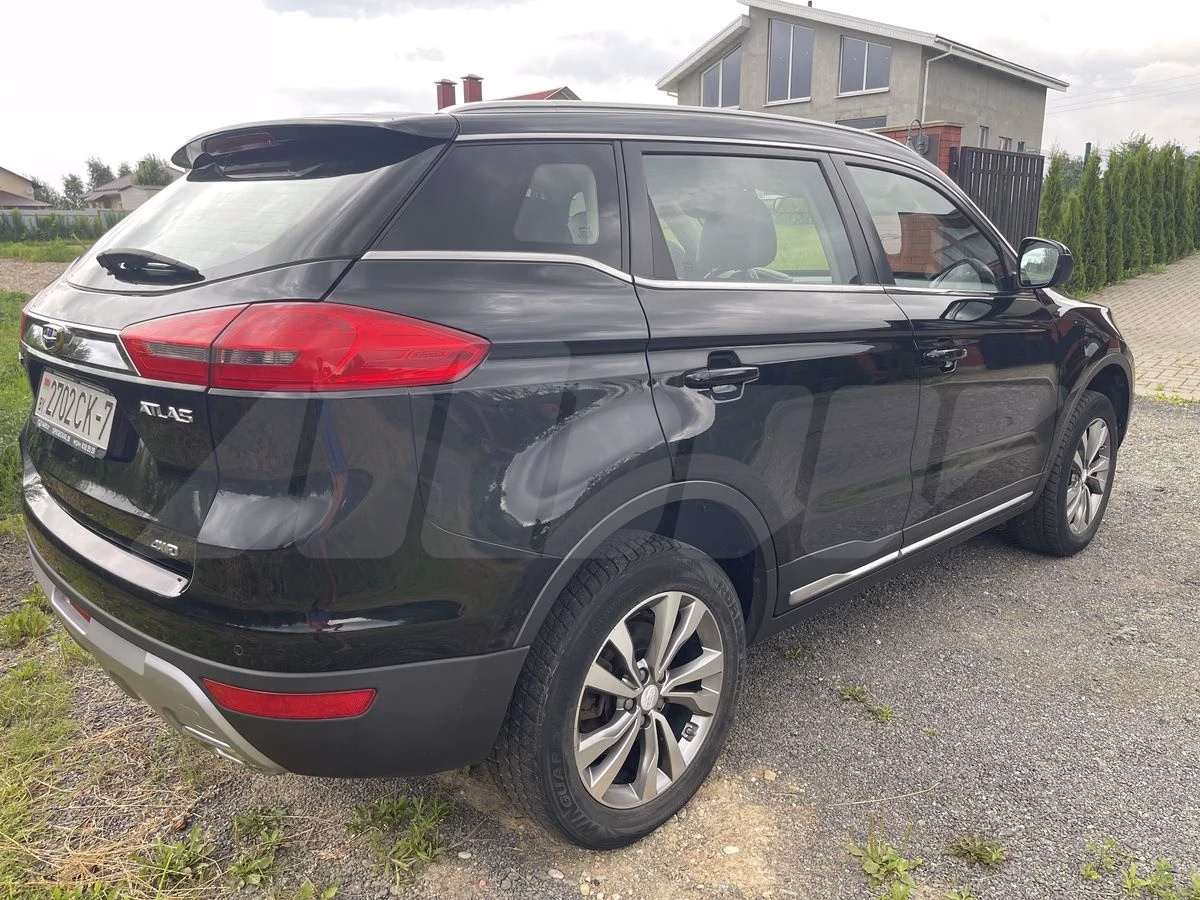 Geely Atlas
