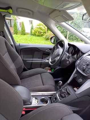Opel Zafira (6)