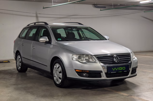 Volkswagen Passat (1)