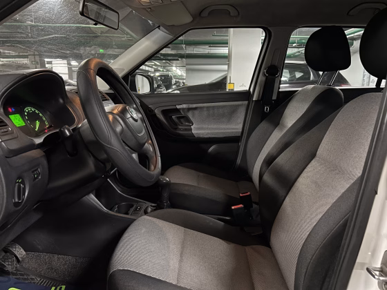 Skoda Fabia (9)