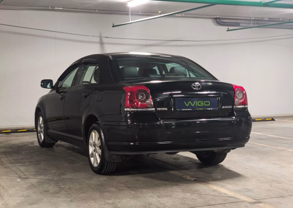 Toyota Avensis (6)