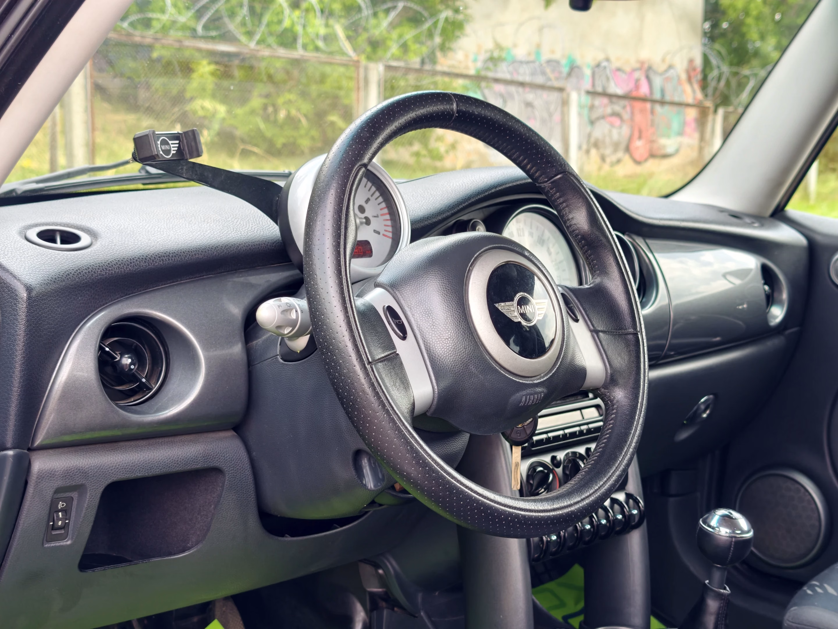 MINI ONE