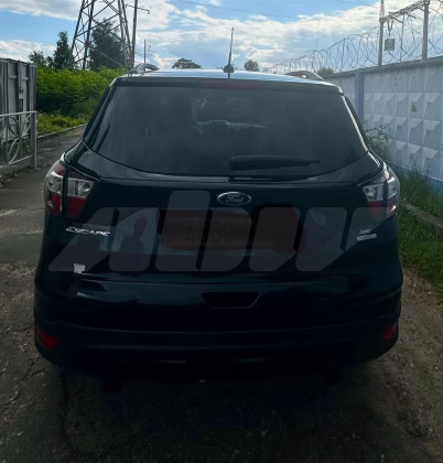 Ford Escape (2)