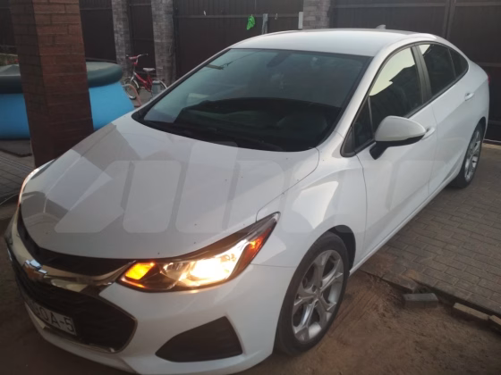 Chevrolet Cruze (3)