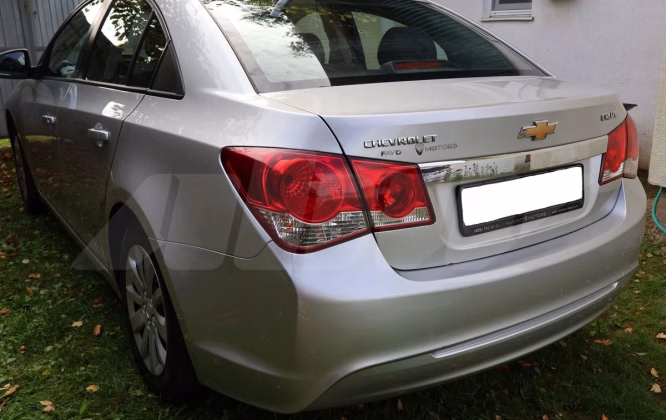 Chevrolet Cruze (5)