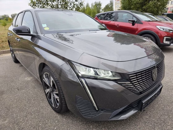 Peugeot 308 (1)
