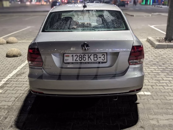 Volkswagen Polo (5)