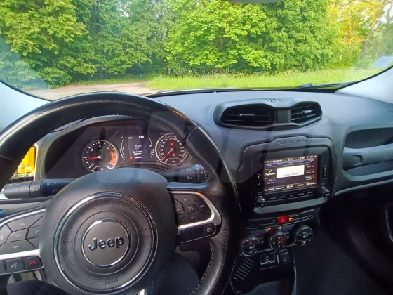 Jeep Renegade (20)