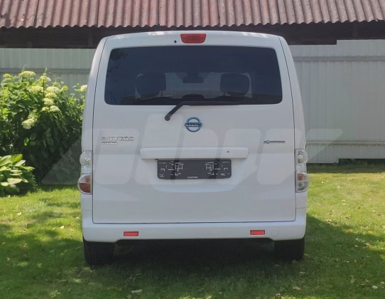 Nissan NV200 (5)