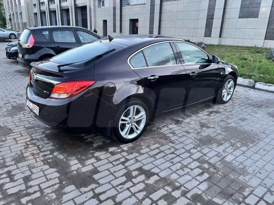 Opel Insignia (1)