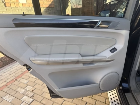 Mercedes-Benz GL 55 AMG (2)