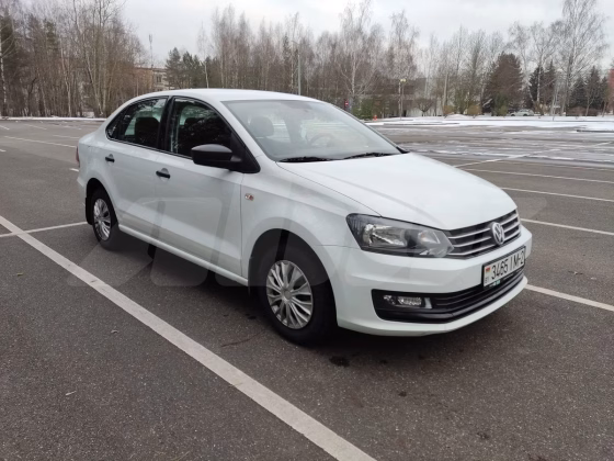 Volkswagen Polo (4)