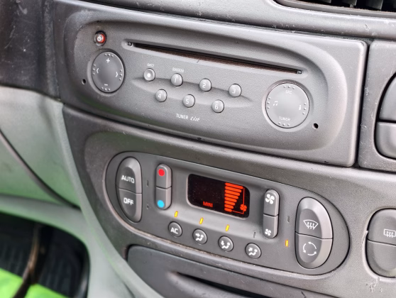 Renault Scenic (16)