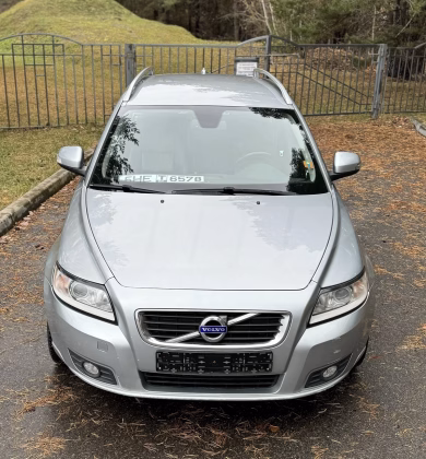 Volvo V50 (3)