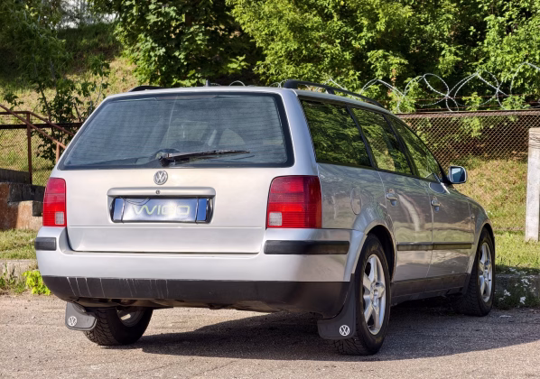 Volkswagen Passat (6)
