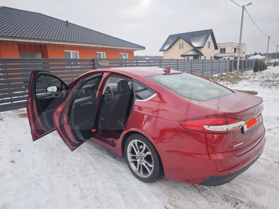 Ford Fusion (15)