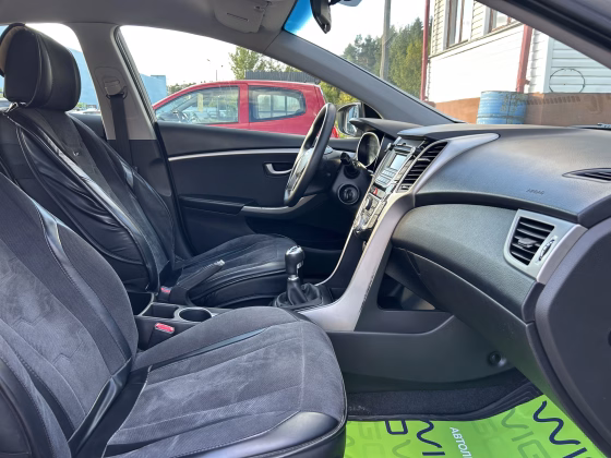 Hyundai I30 (12)