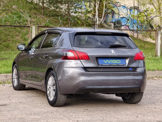 Peugeot 308 (4)