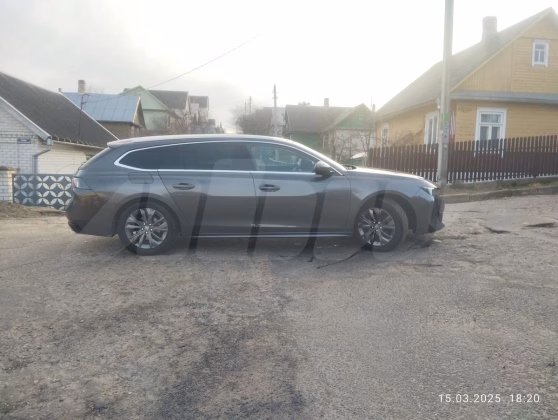 Peugeot 508 (8)