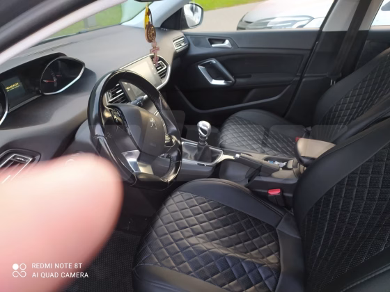 Peugeot 308 (3)