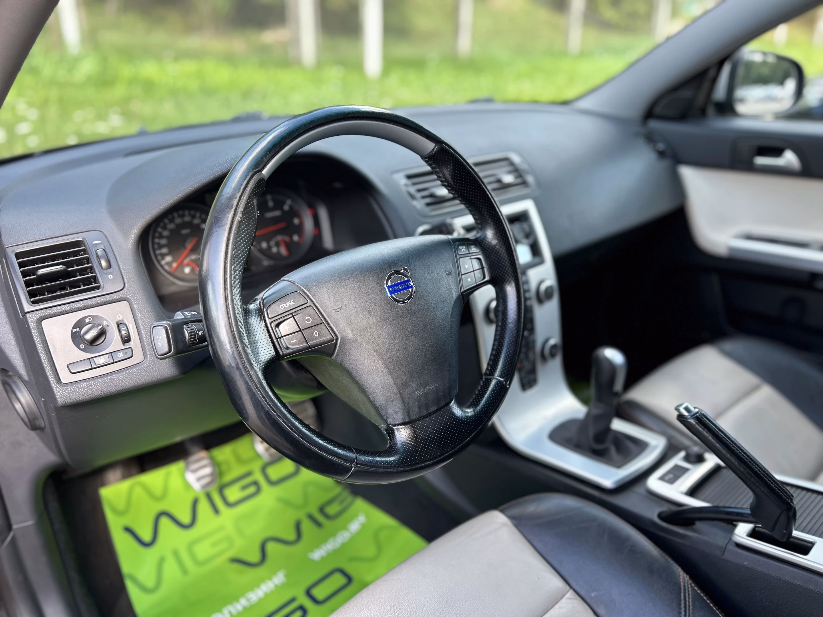 Volvo V50