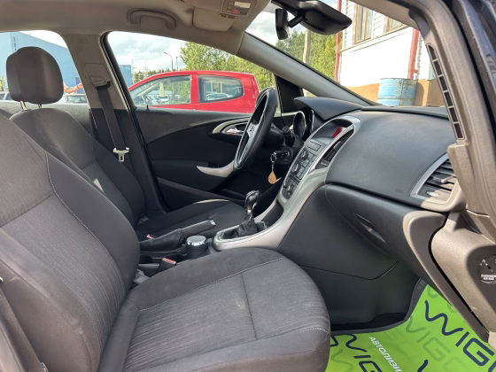 Opel Astra (12)