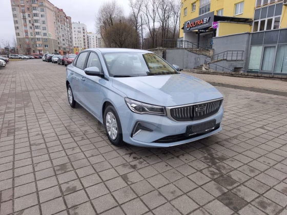Geely Emgrand X7 (2)
