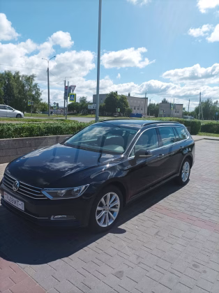 Volkswagen Passat (8)