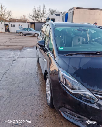 Opel Zafira (27)
