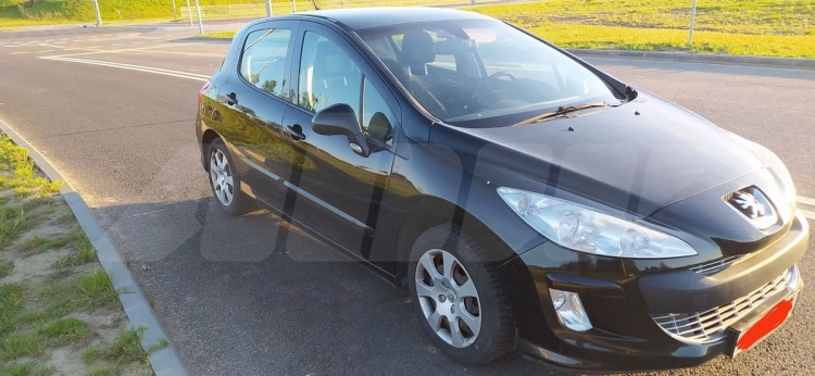 Peugeot 308 (1)