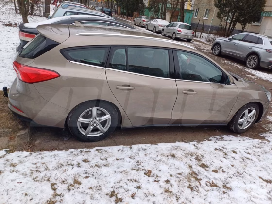 Ford Focus (1)