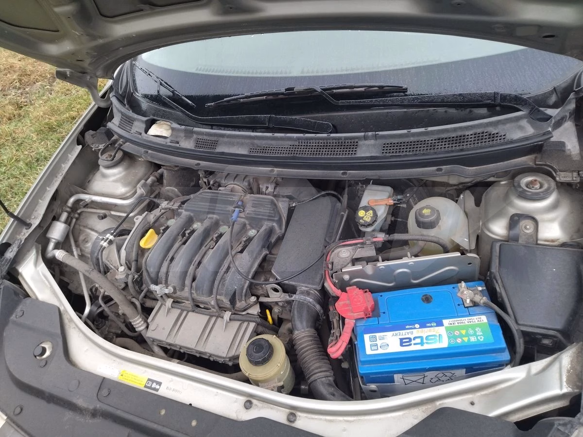 Nissan Almera