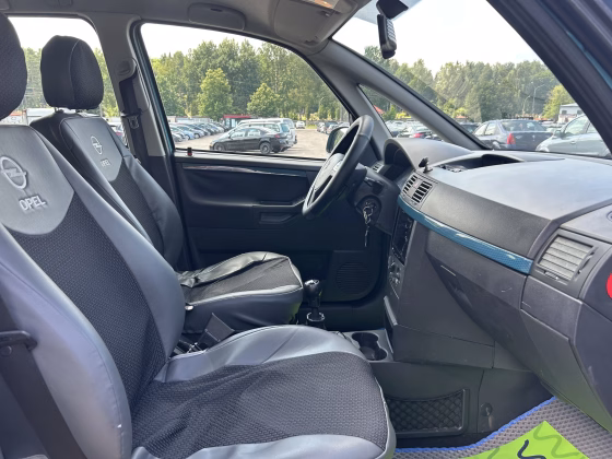 Opel Meriva (12)
