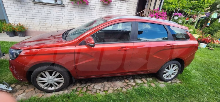 Lada Vesta (1)