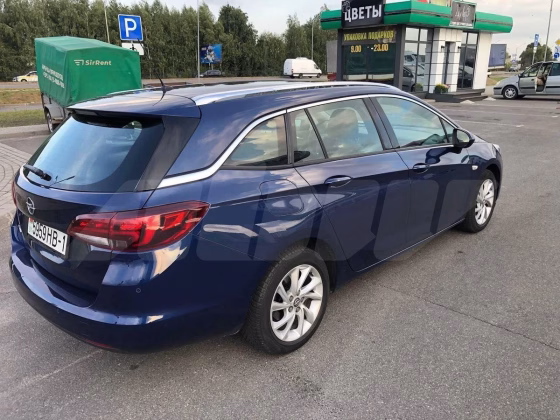 Opel Astra (2)