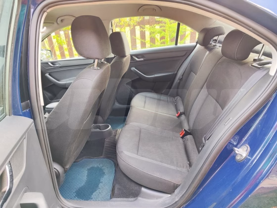 Skoda Rapid (7)