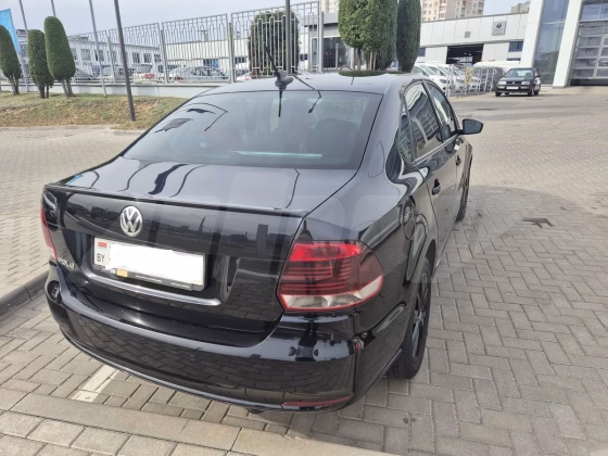 Volkswagen Polo (6)