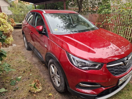 Opel Grandland X (1)