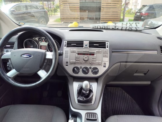 Ford Kuga (4)