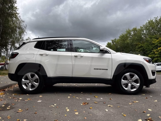 Jeep Compass (4)