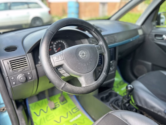 Opel Meriva (8)