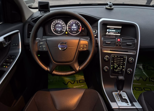 Volvo XC60 (8)