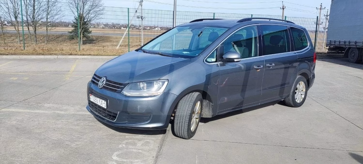 Volkswagen Sharan (1)