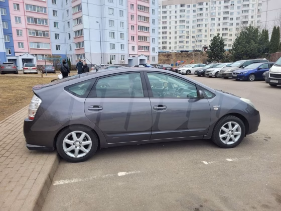 Toyota Prius (10)