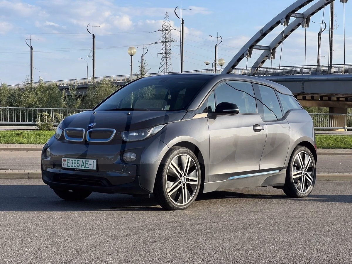 BMW I3