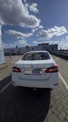 Nissan Sentra (2)