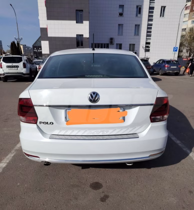 Volkswagen Polo (3)
