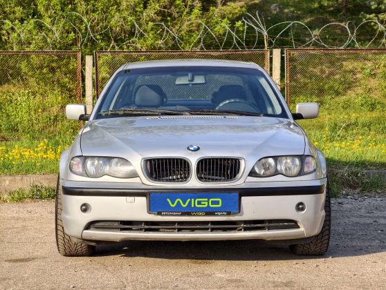 BMW 320 (2)