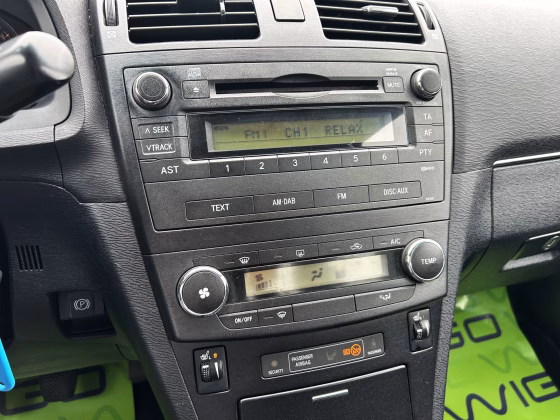 Toyota Avensis (15)